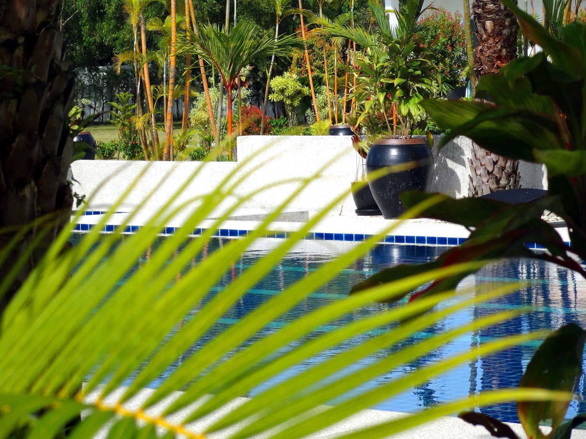 Mango Beach Resort Trat Exteriör bild