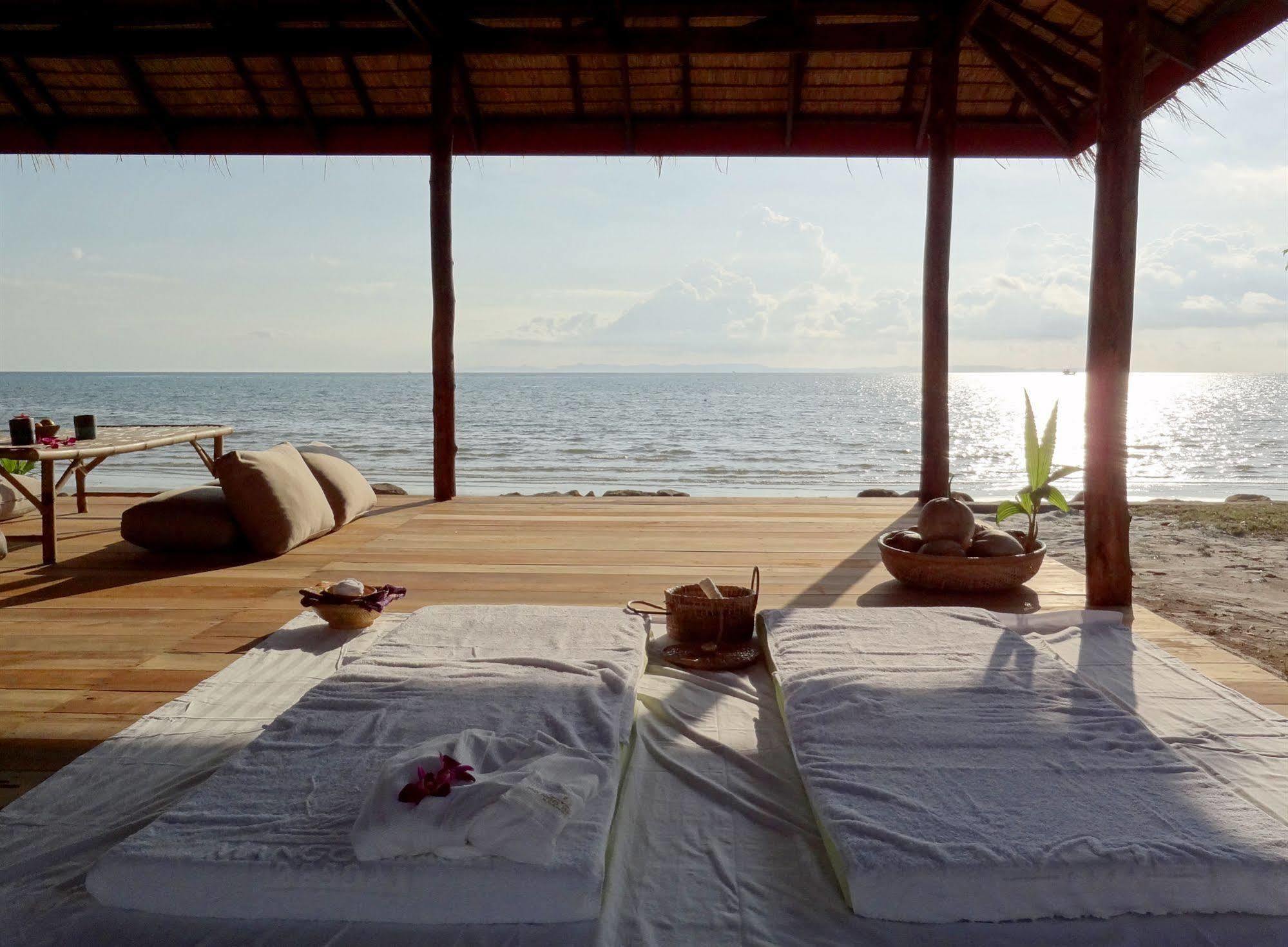 Mango Beach Resort Trat Exteriör bild