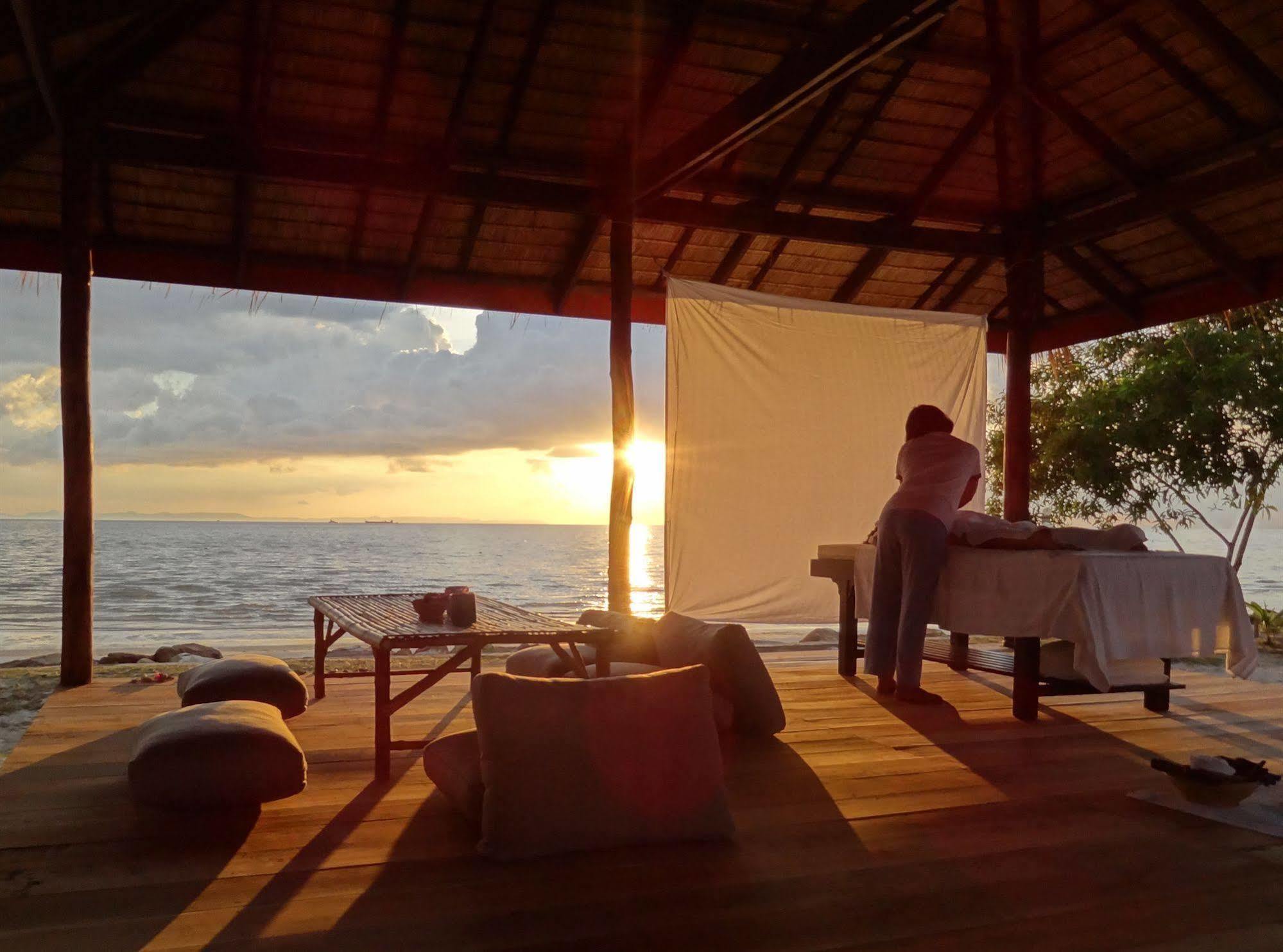 Mango Beach Resort Trat Exteriör bild